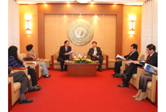 Bộ trưởng Bộ Xây dựng làm việc với Hiệp hội các đô thị Việt Nam
